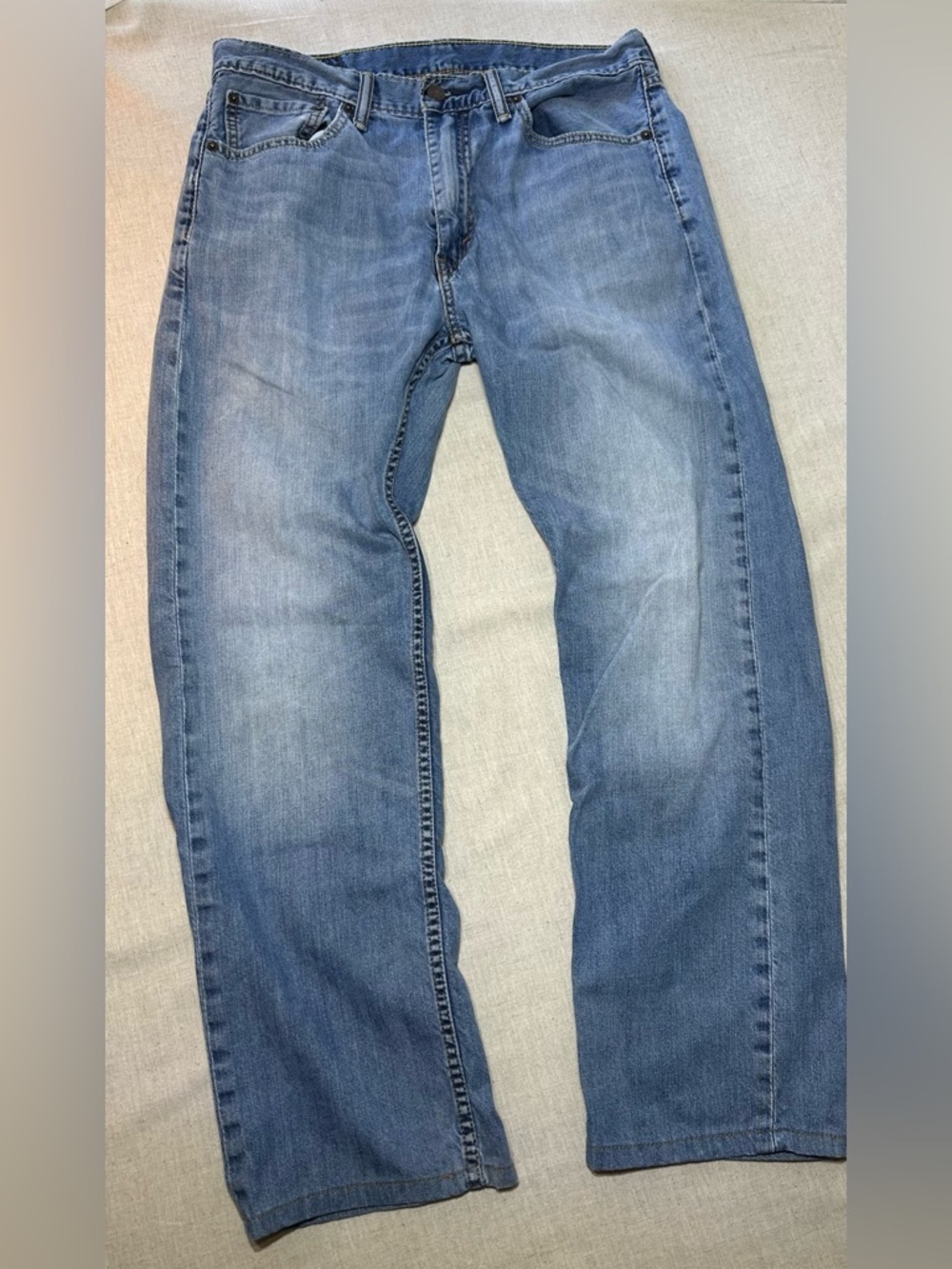 2010 Classic Men's 505 Straight-Leg Levi Jeans light wash distressed. 33” #y2k - Picture 1 of 11